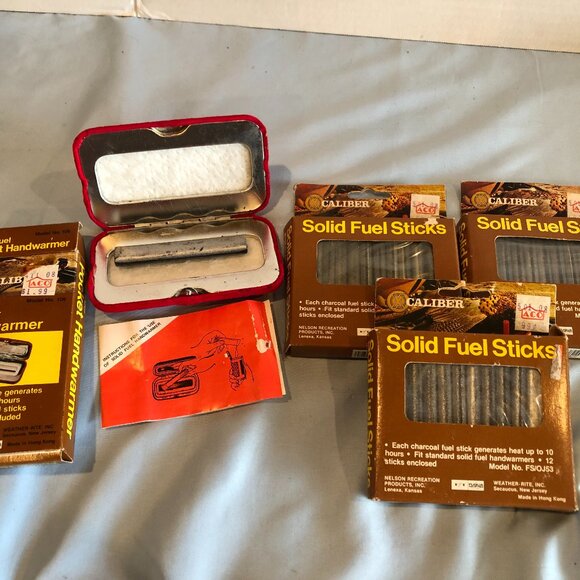 VINTAGE Caliber Solid Fuel Sticks & Pocket Handwarmer #F20 - Picture 1 of 6